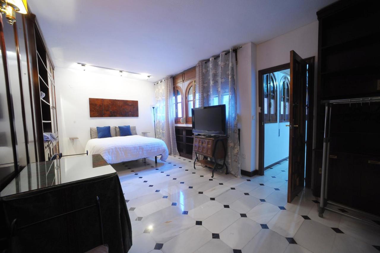 לינה וארוחת בוקר קורדובה San Basilio'S Red House מראה חיצוני תמונה