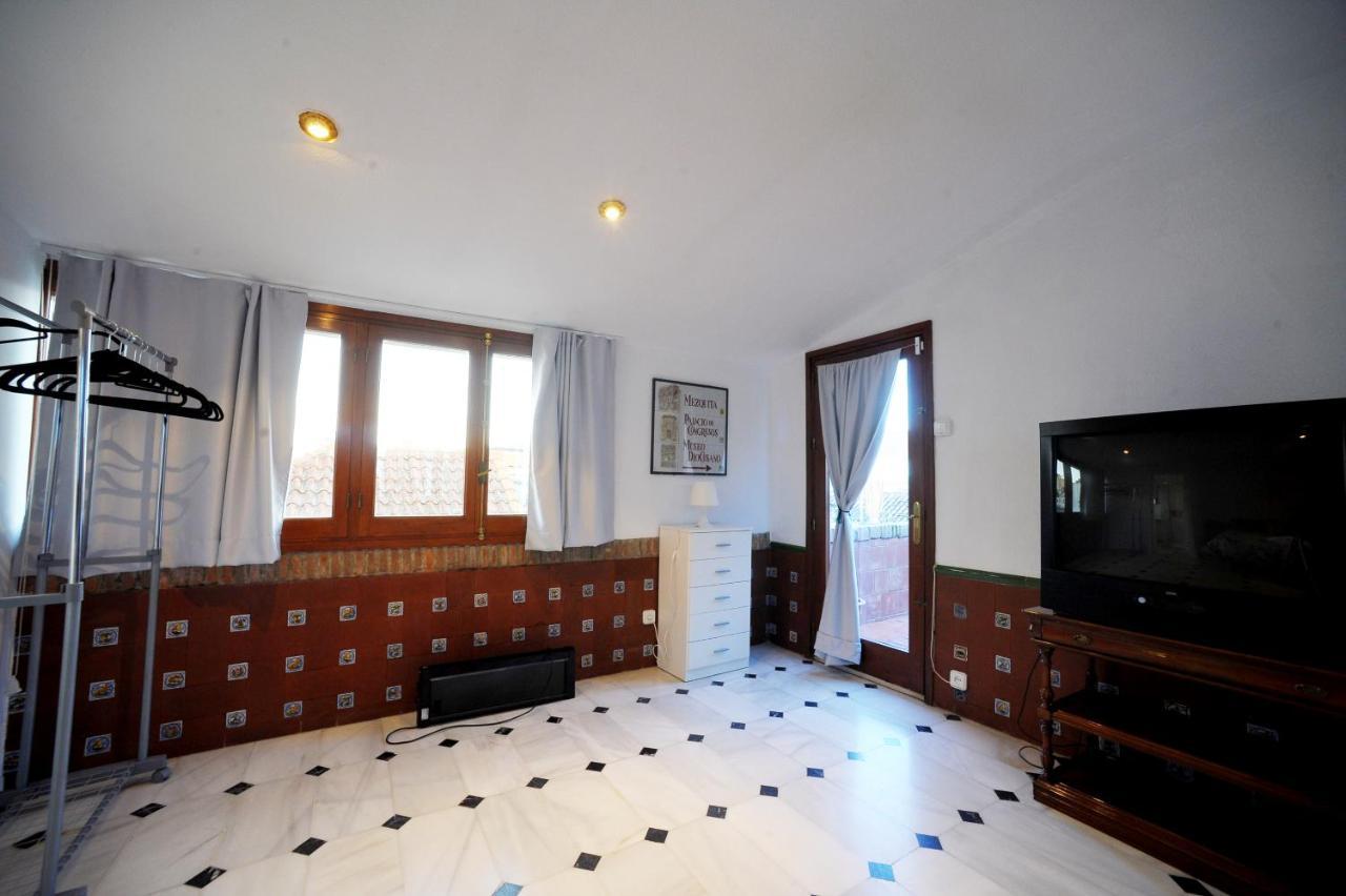 לינה וארוחת בוקר קורדובה San Basilio'S Red House מראה חיצוני תמונה