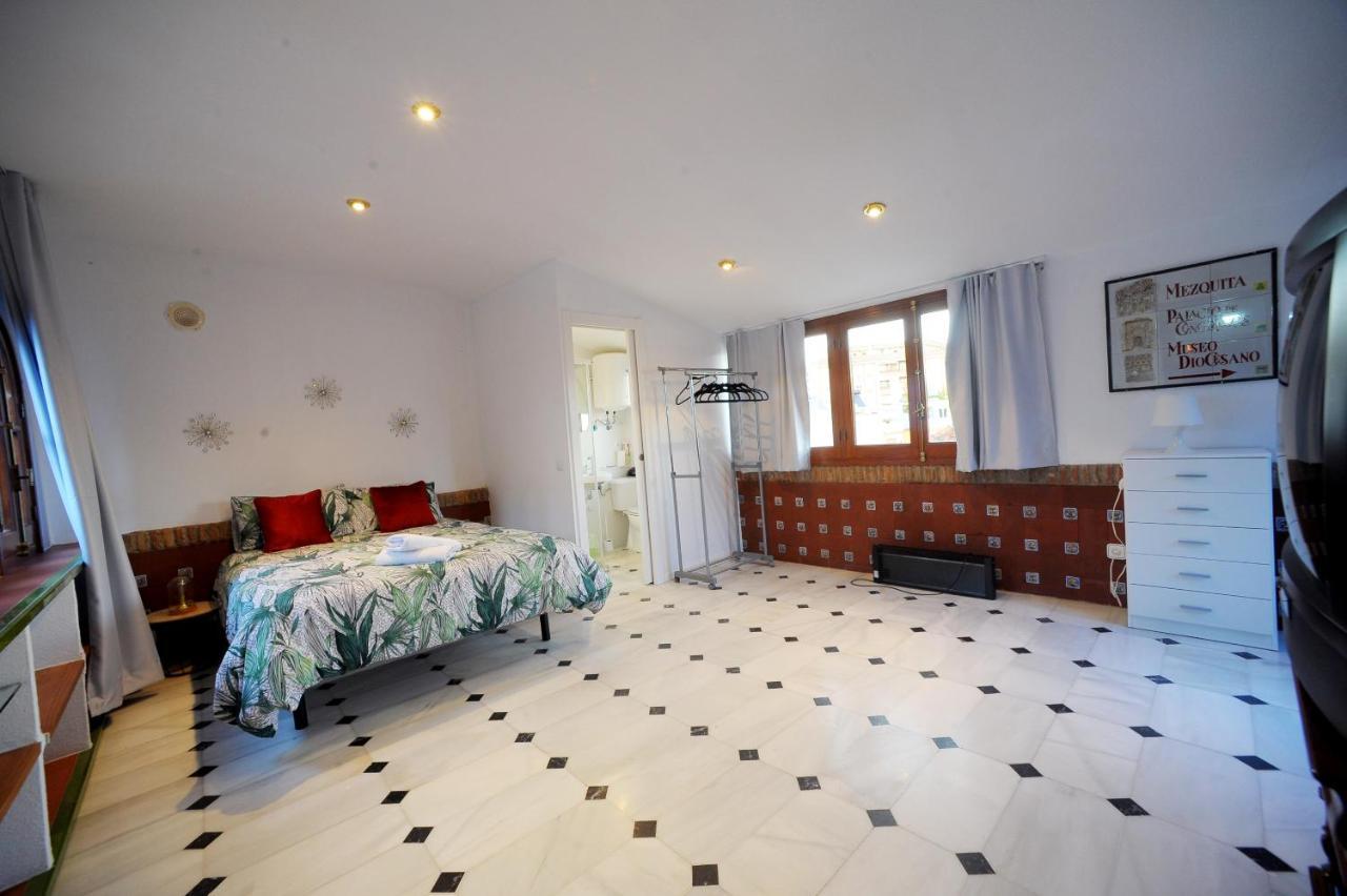 לינה וארוחת בוקר קורדובה San Basilio'S Red House מראה חיצוני תמונה